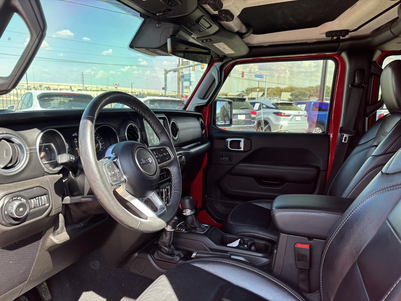 Jeep Wrangler photo 7