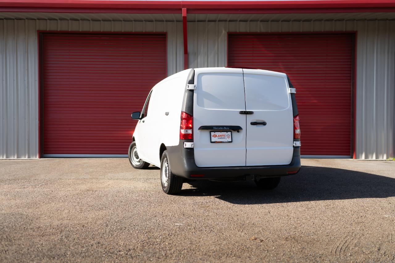Mercedes-Benz Metris photo 4