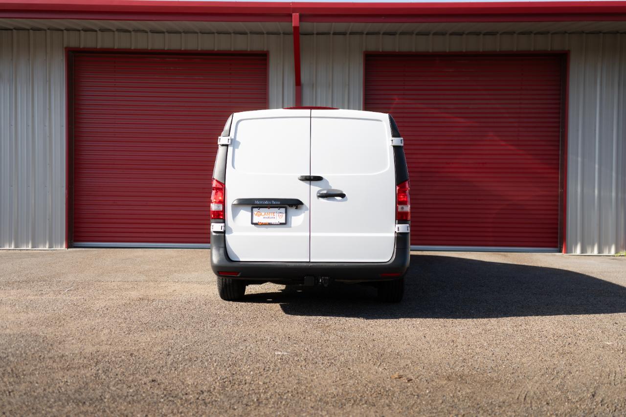 Mercedes-Benz Metris photo 5