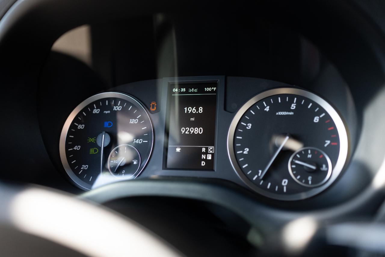 Mercedes-Benz Metris photo 10