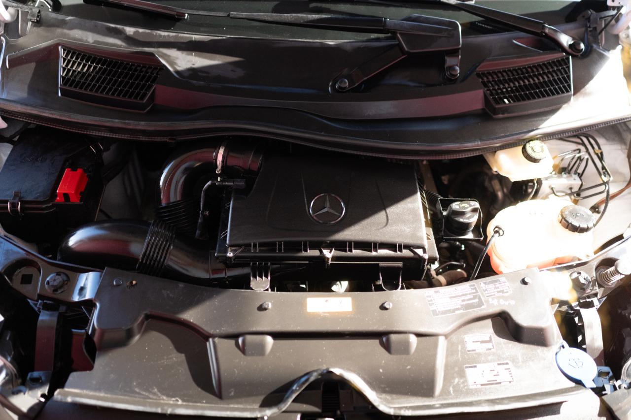 Mercedes-Benz Metris photo 23