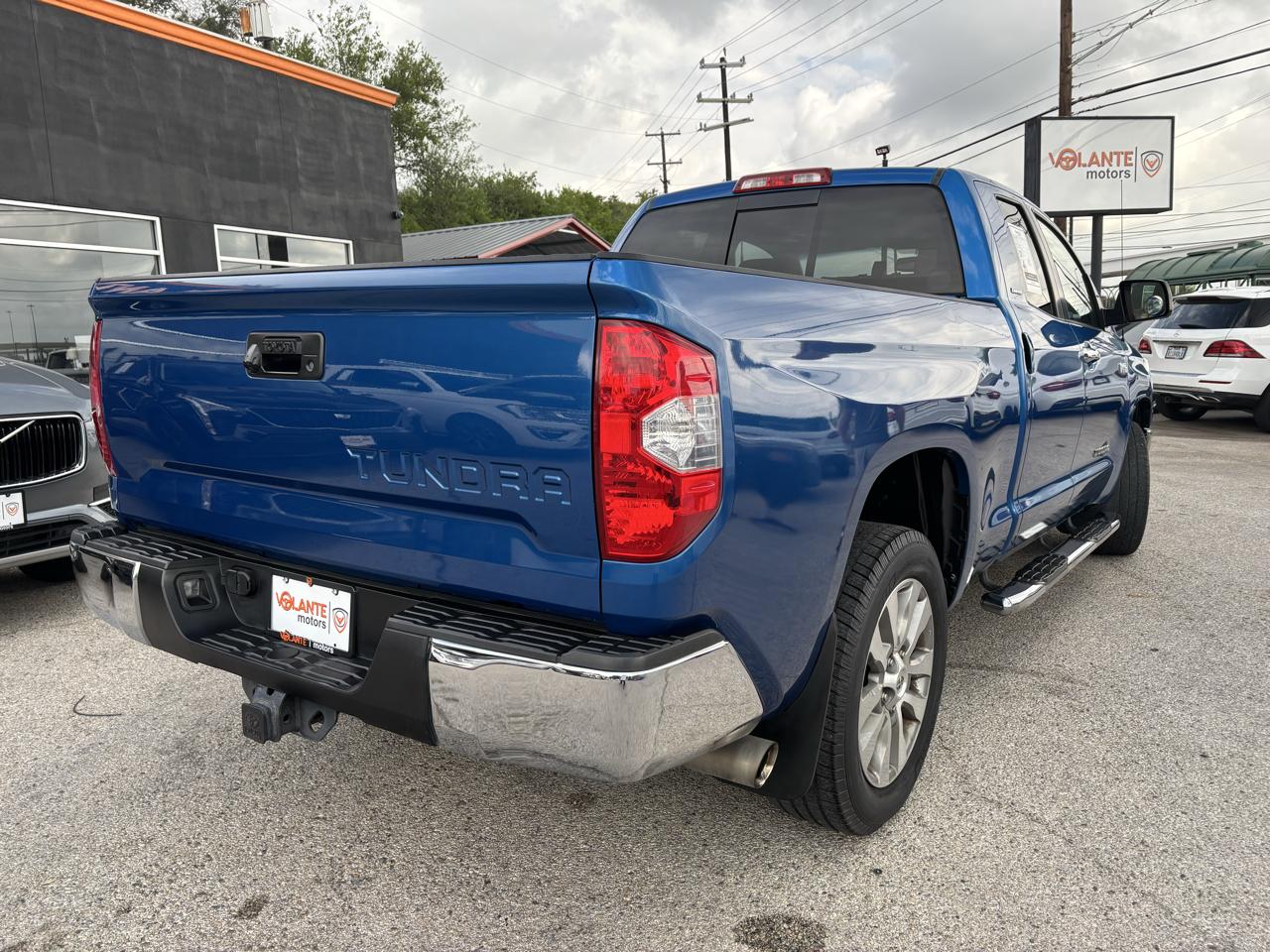 Toyota Tundra photo 3
