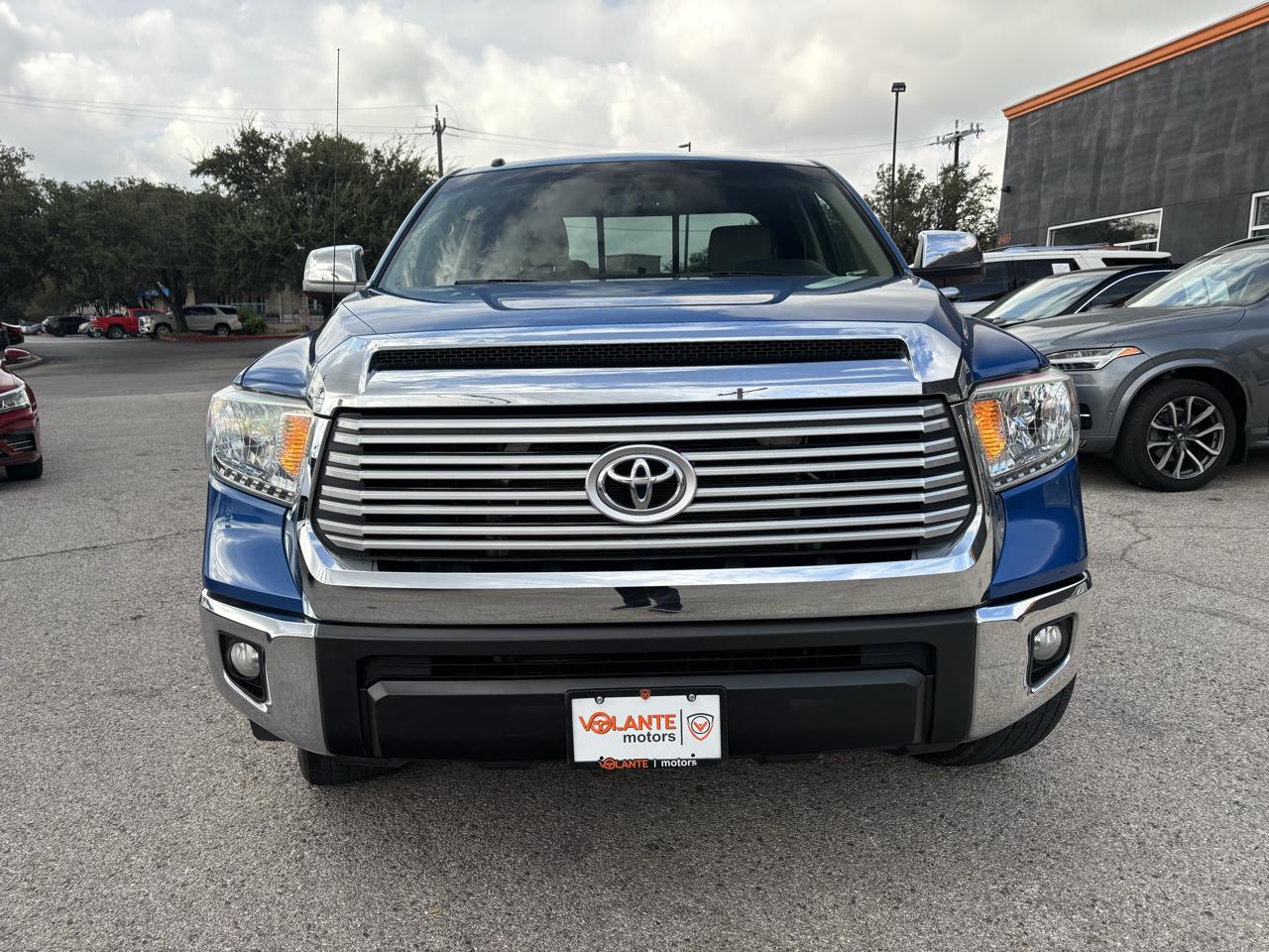 Toyota Tundra photo 8