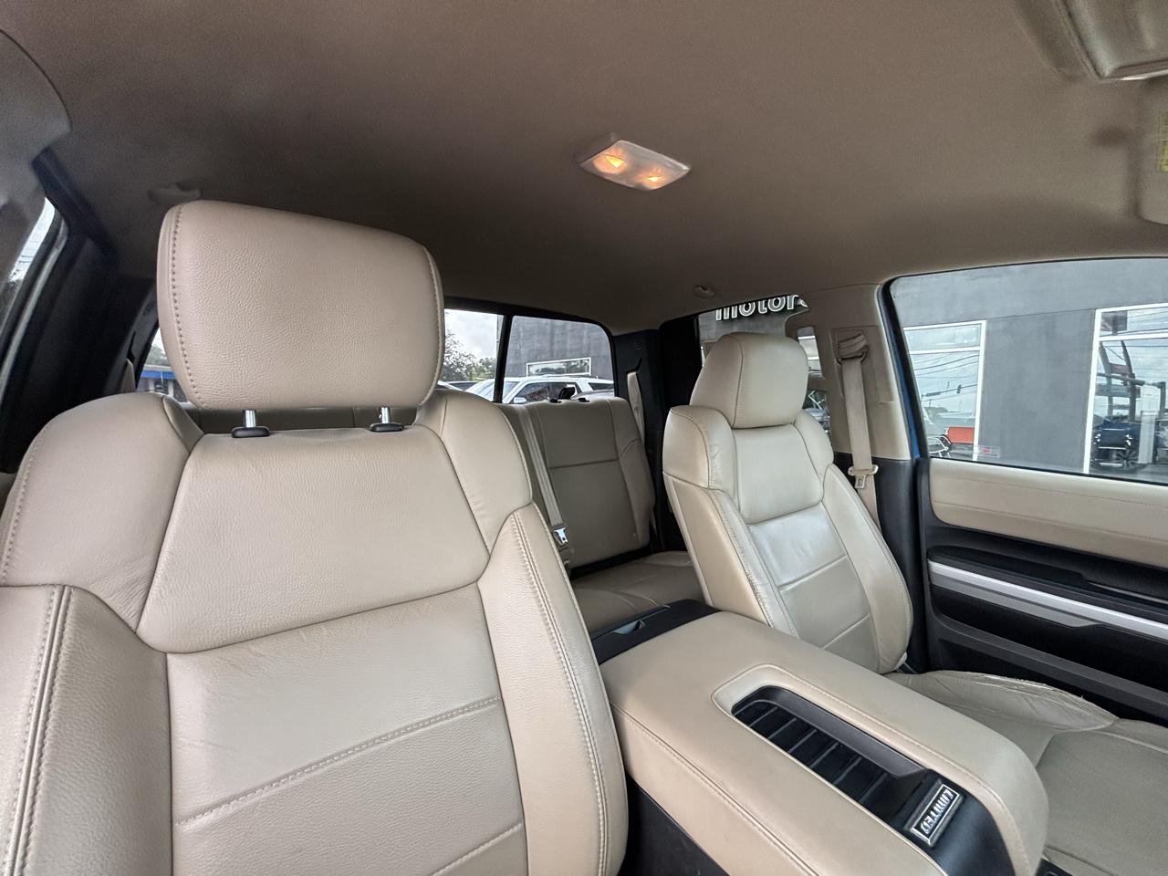 Toyota Tundra photo 18