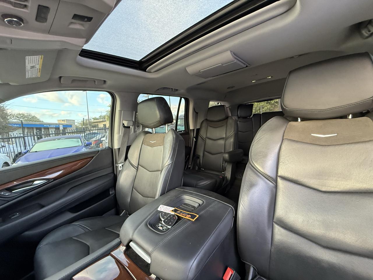 Cadillac Escalade 4WD 4dr Premium Luxury 2018