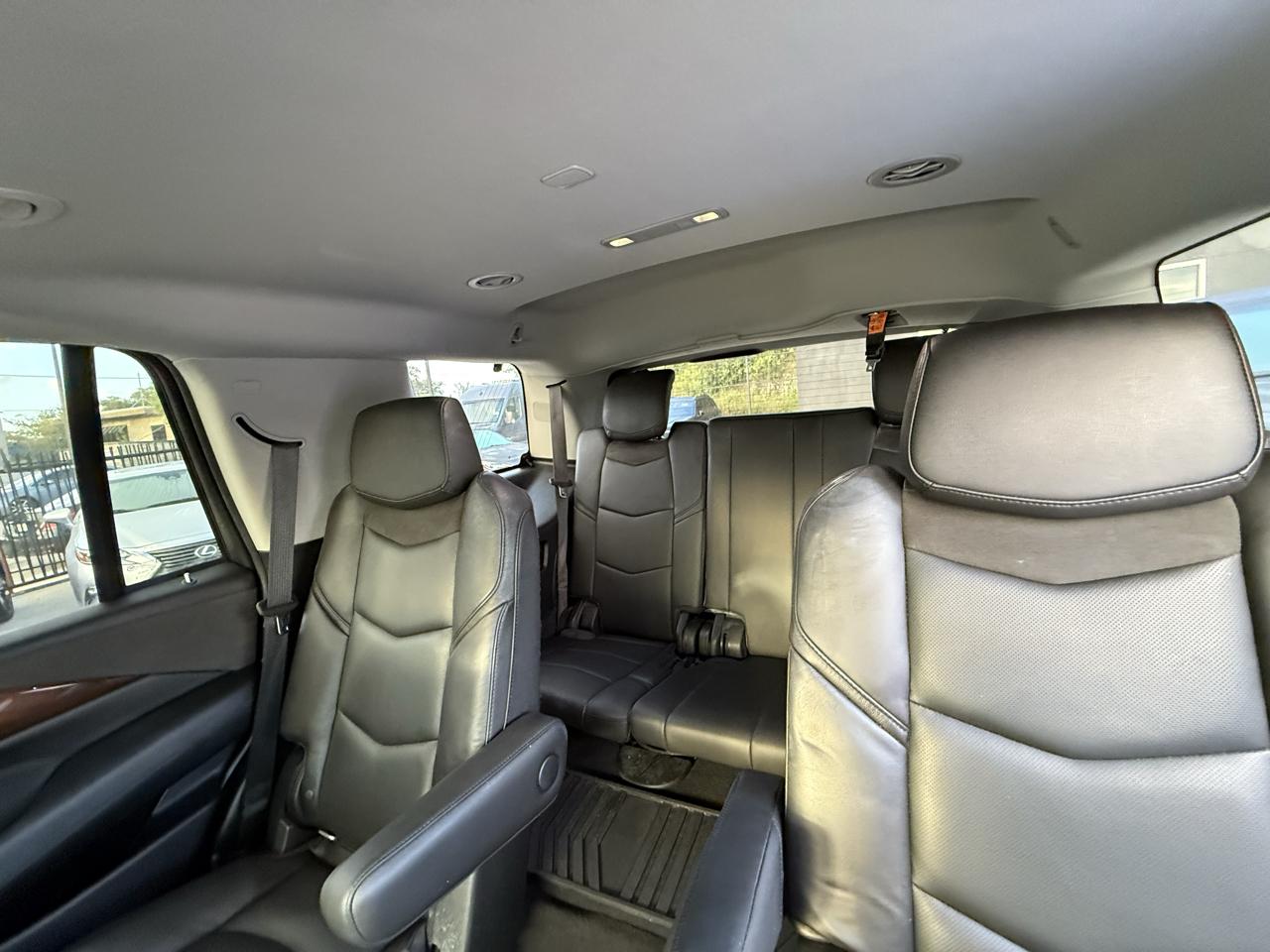 Cadillac Escalade 4WD 4dr Premium Luxury 2018