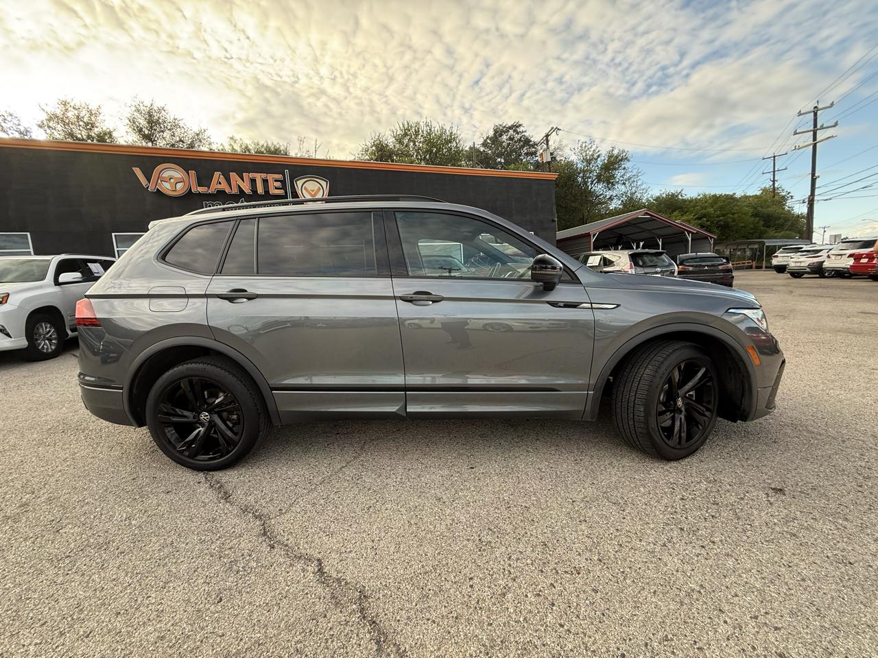 Volkswagen Tiguan photo 2