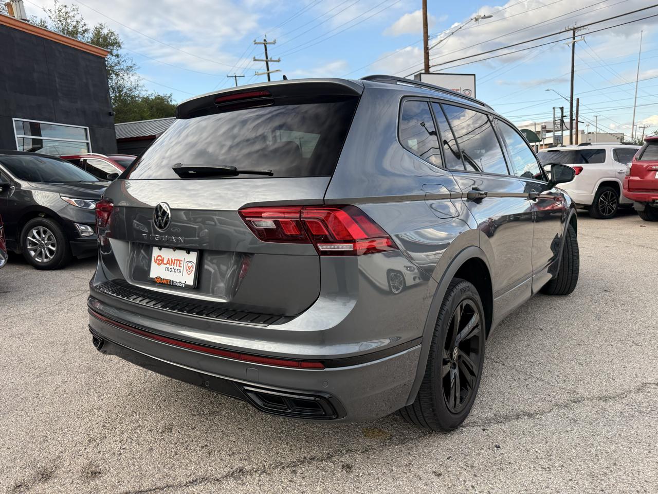 Volkswagen Tiguan photo 3
