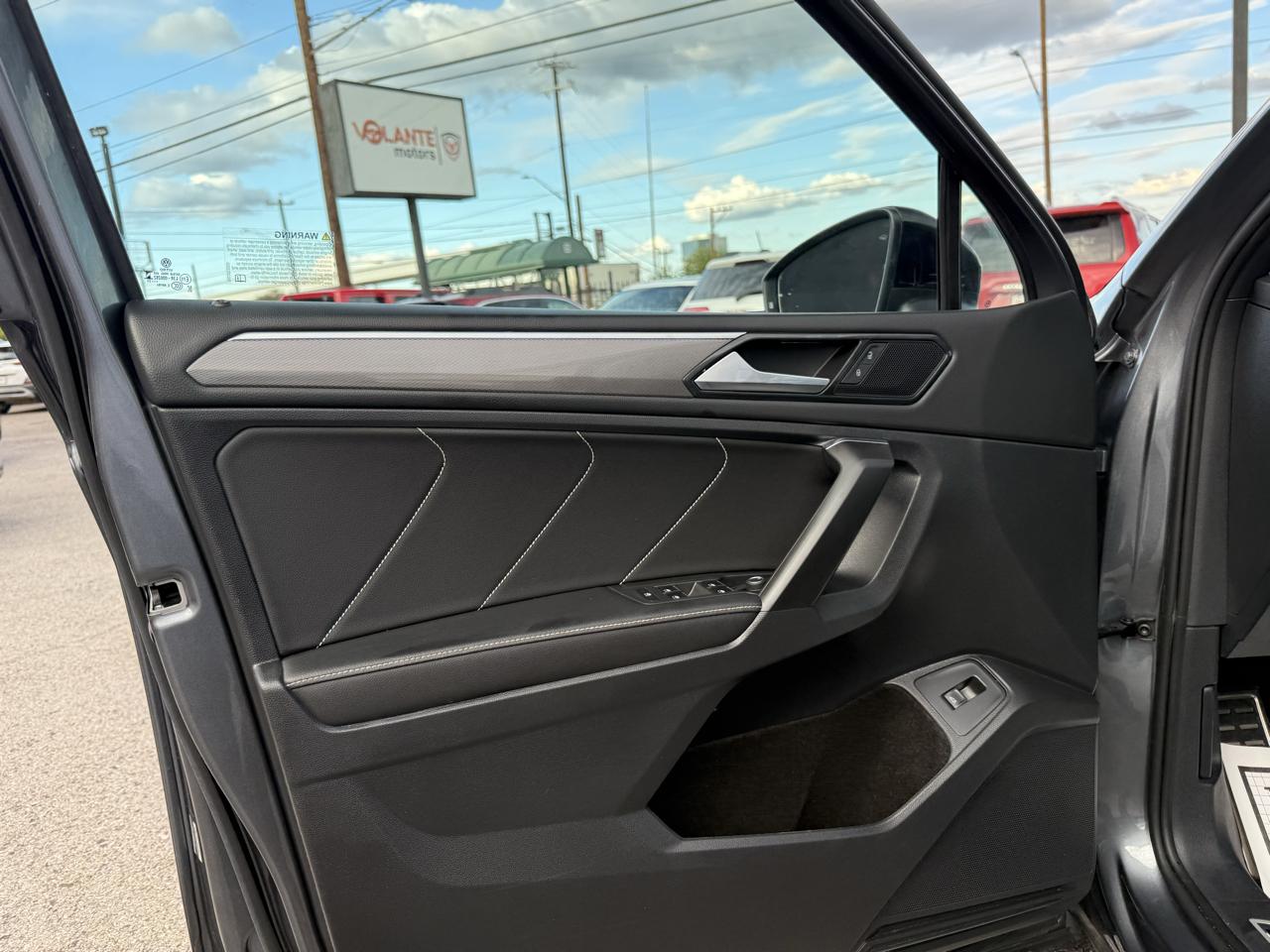 Volkswagen Tiguan photo 9