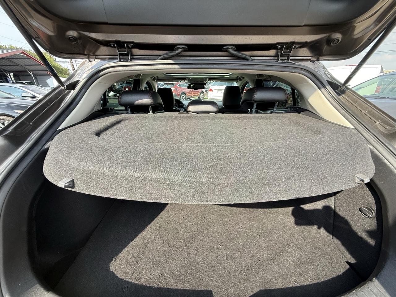 Mazda Mazda3 photo 18