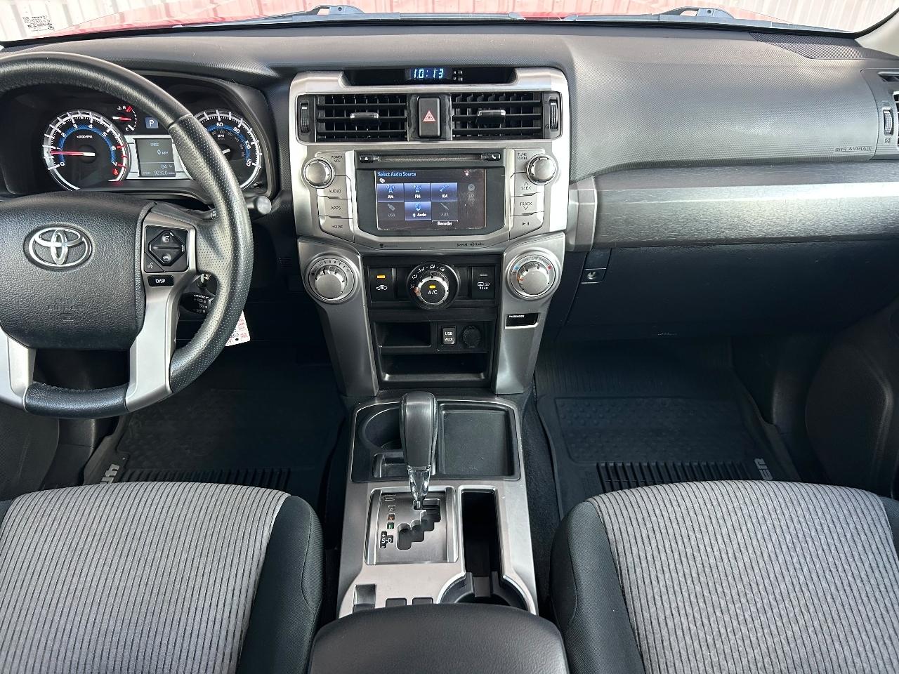 Toyota 4Runner photo 9