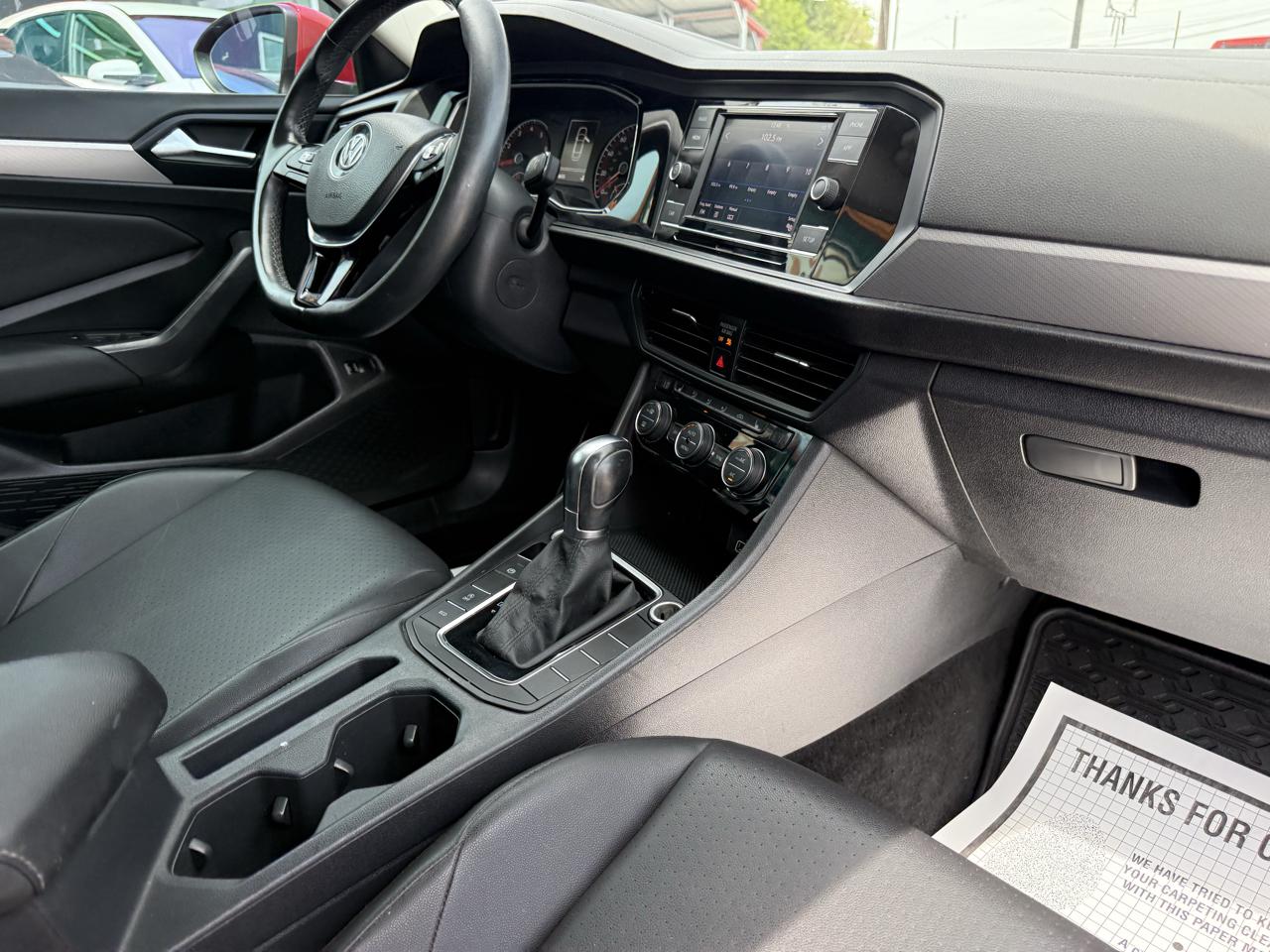 Volkswagen Jetta photo 18