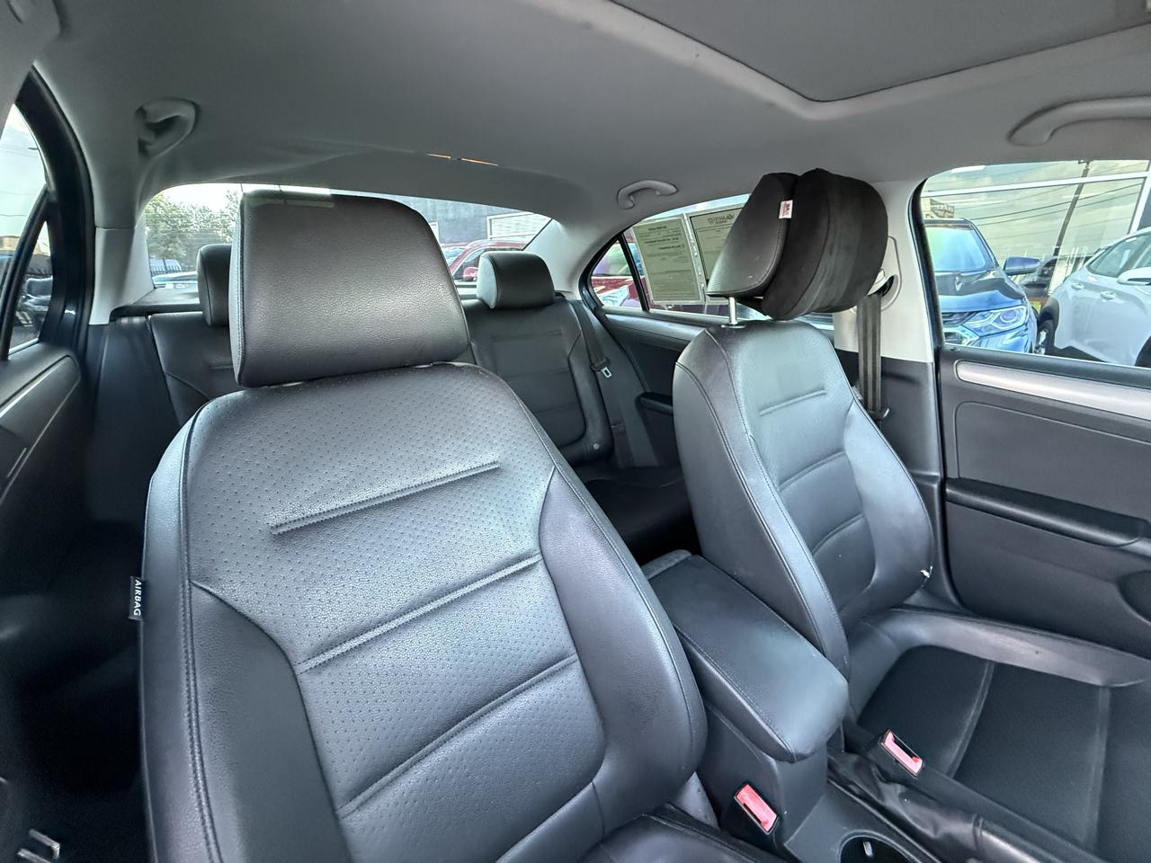 Volkswagen Jetta photo 11