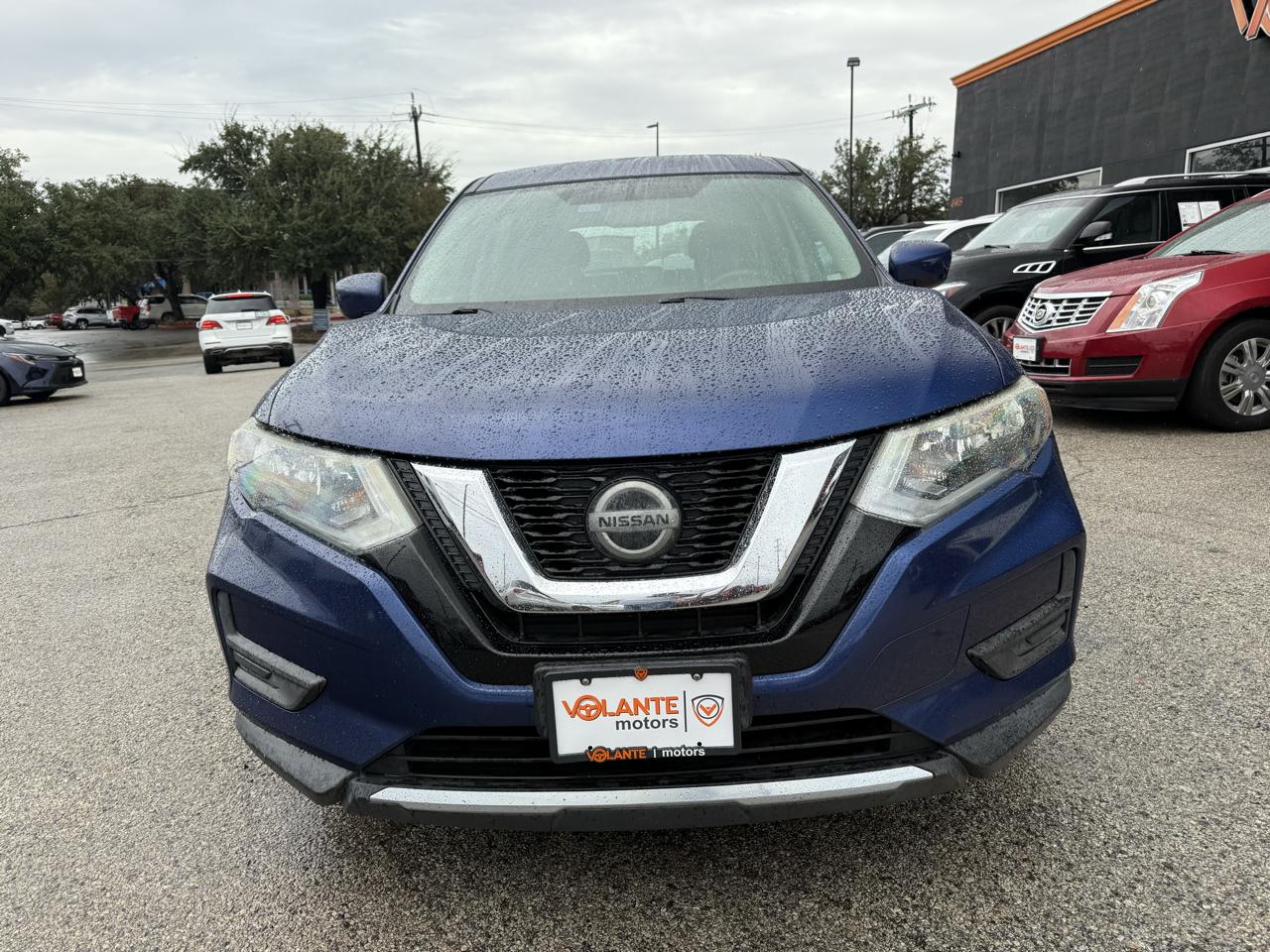 Nissan Rogue photo 8