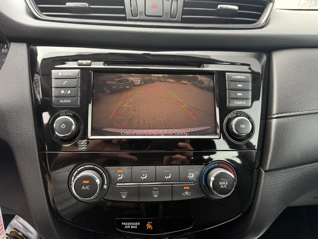Nissan Rogue photo 13