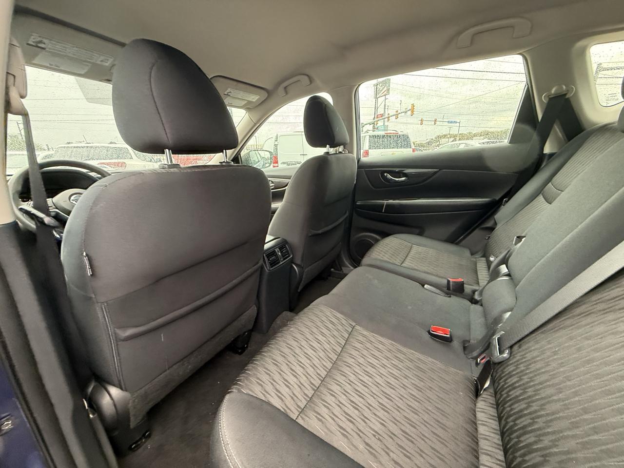 Nissan Rogue photo 16