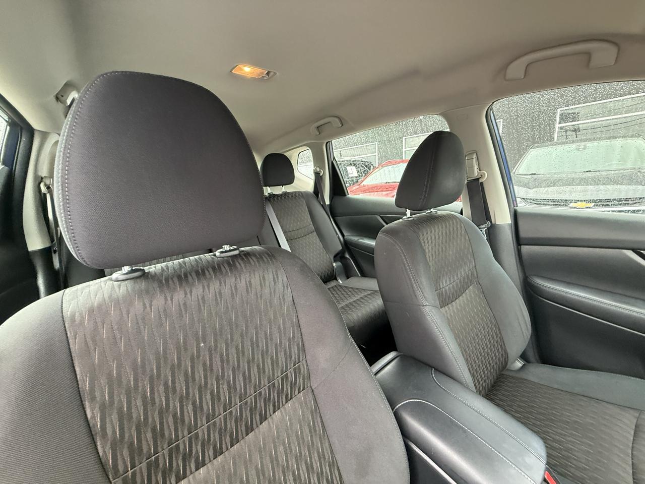 Nissan Rogue photo 20