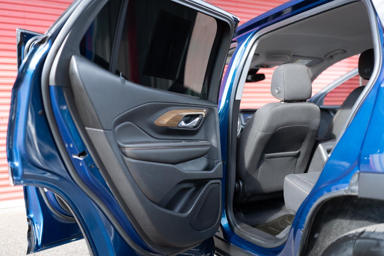 GMC Terrain photo 14
