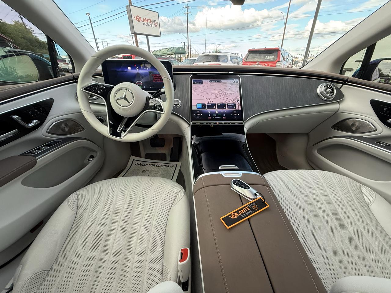Mercedes-Benz EQS-Class Sedan photo 13