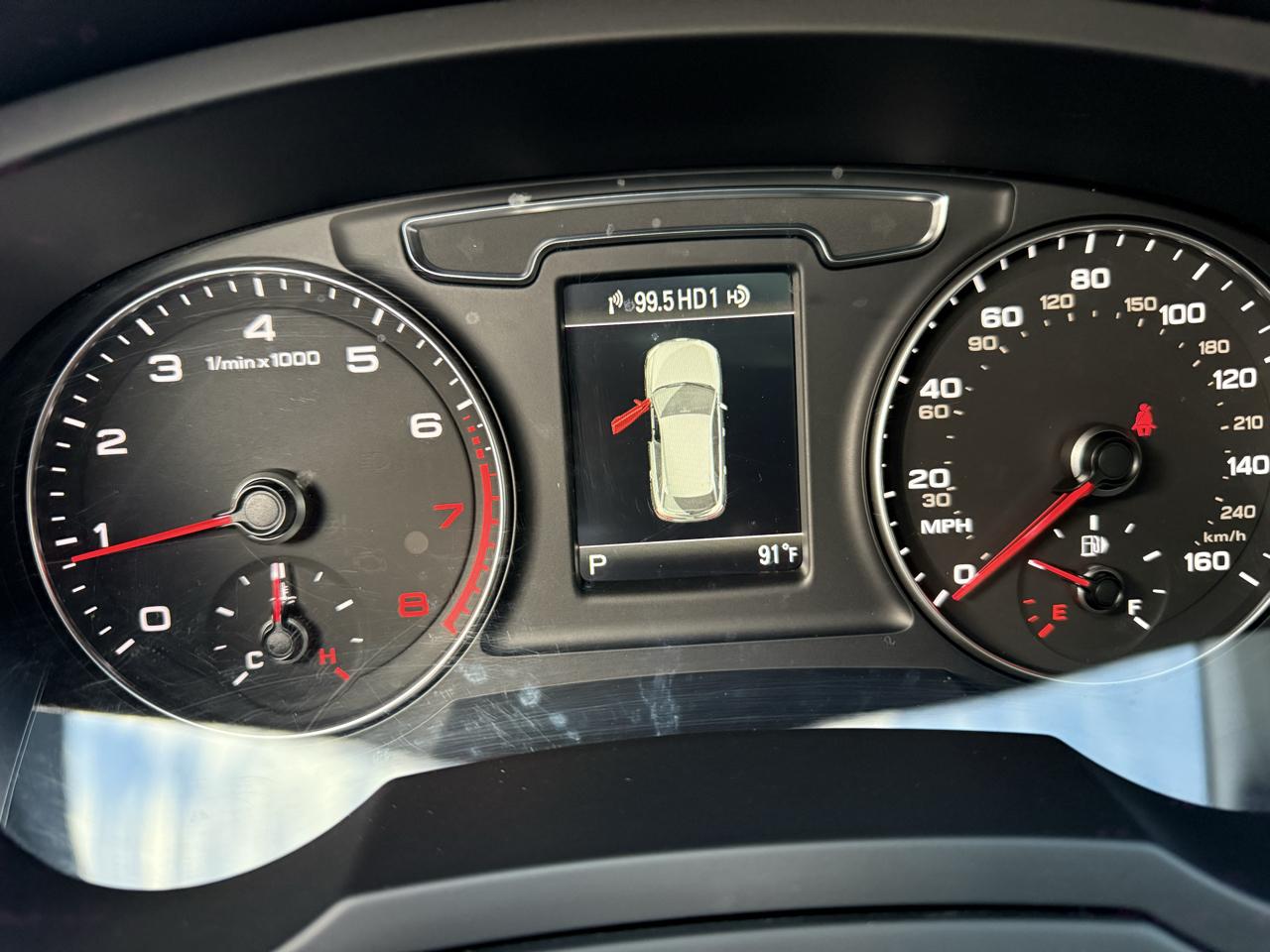 Audi Q3 photo 12