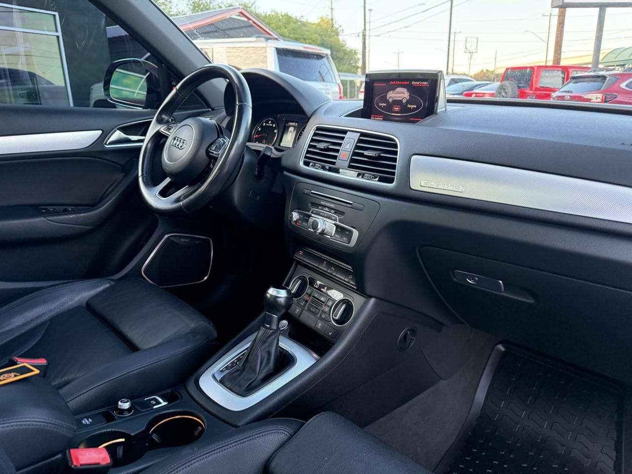 Audi Q3 photo 19