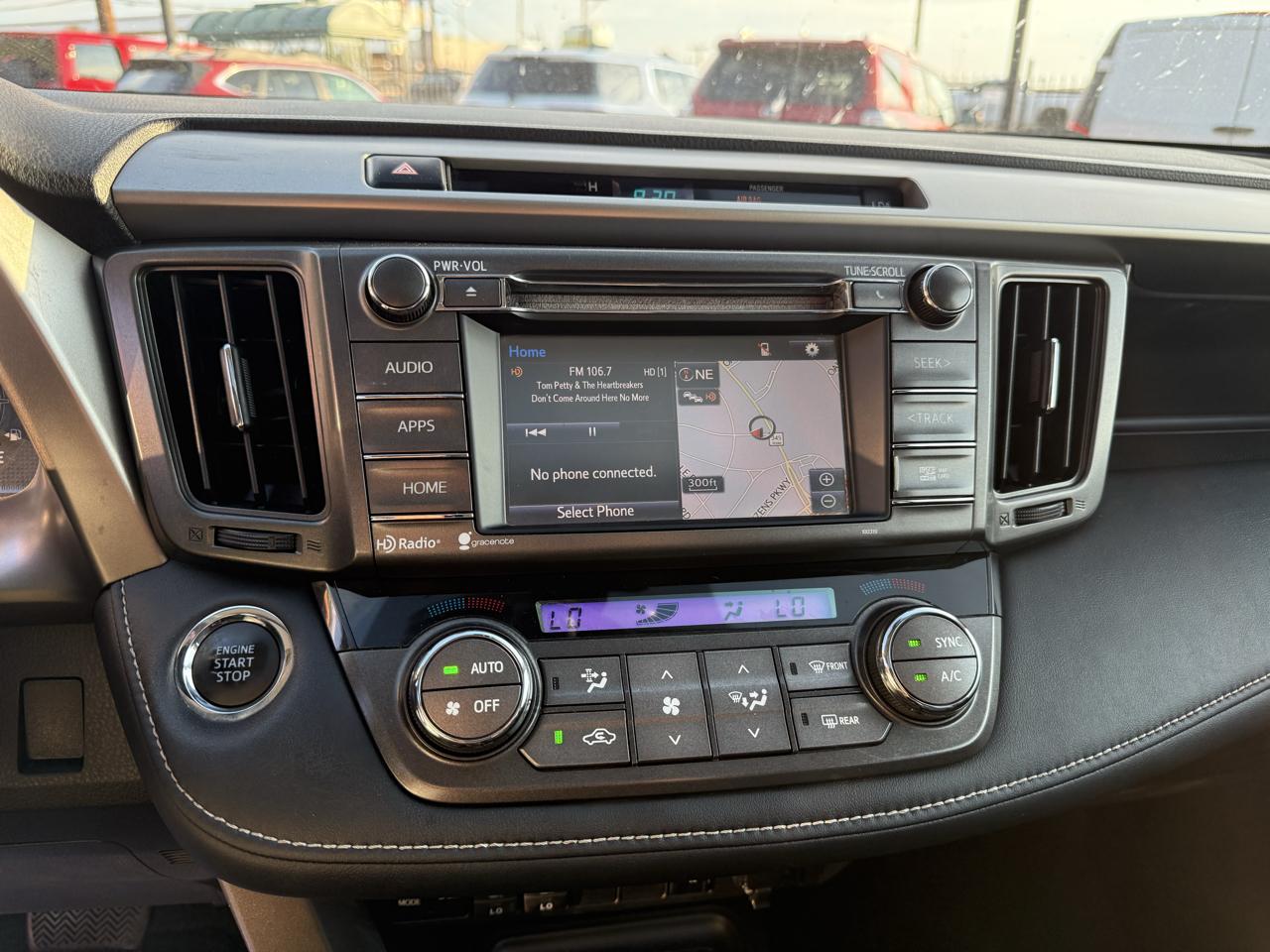 Toyota RAV4 photo 13