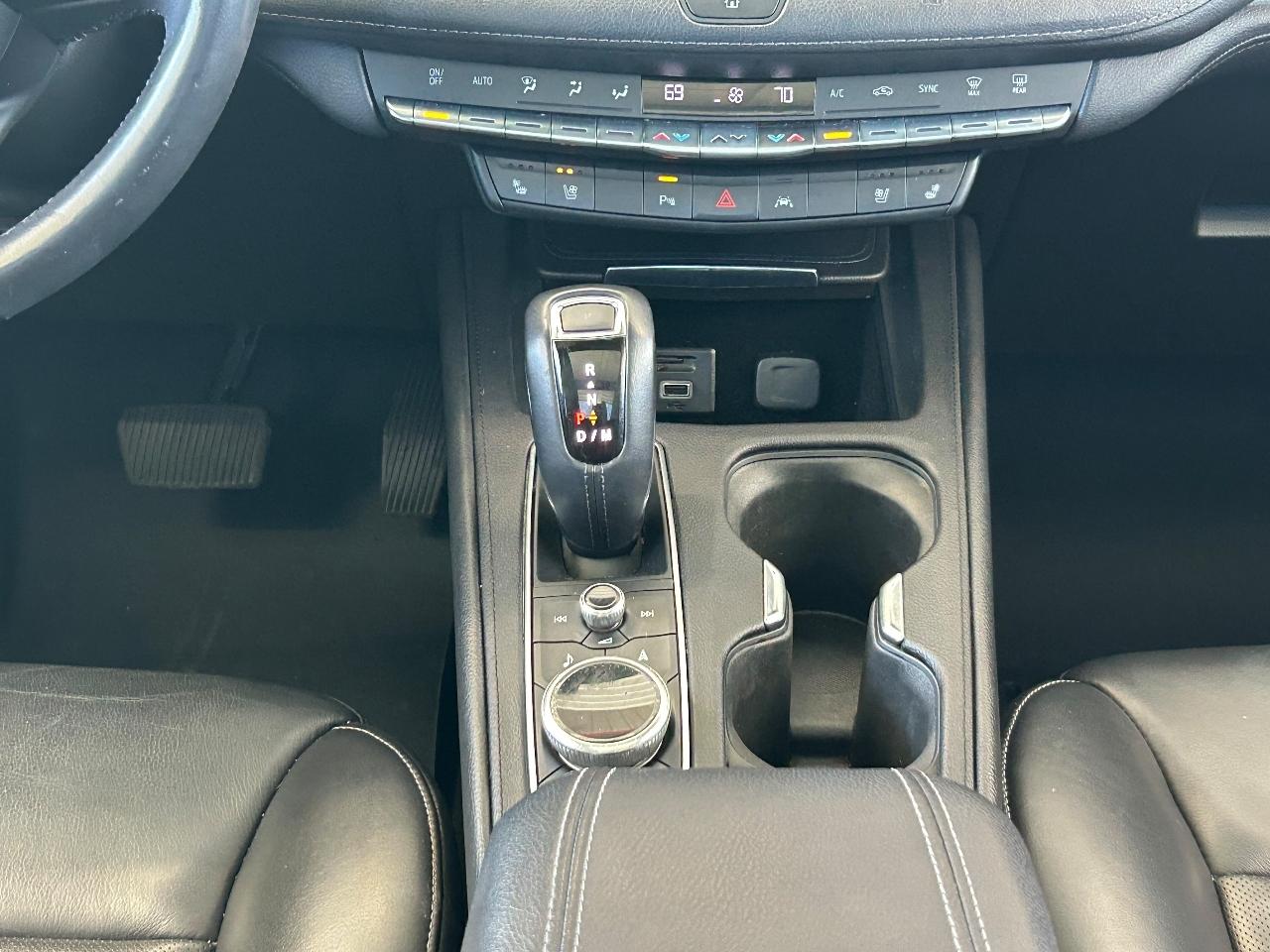 Cadillac XT4 AWD 4dr Premium Luxury 2019