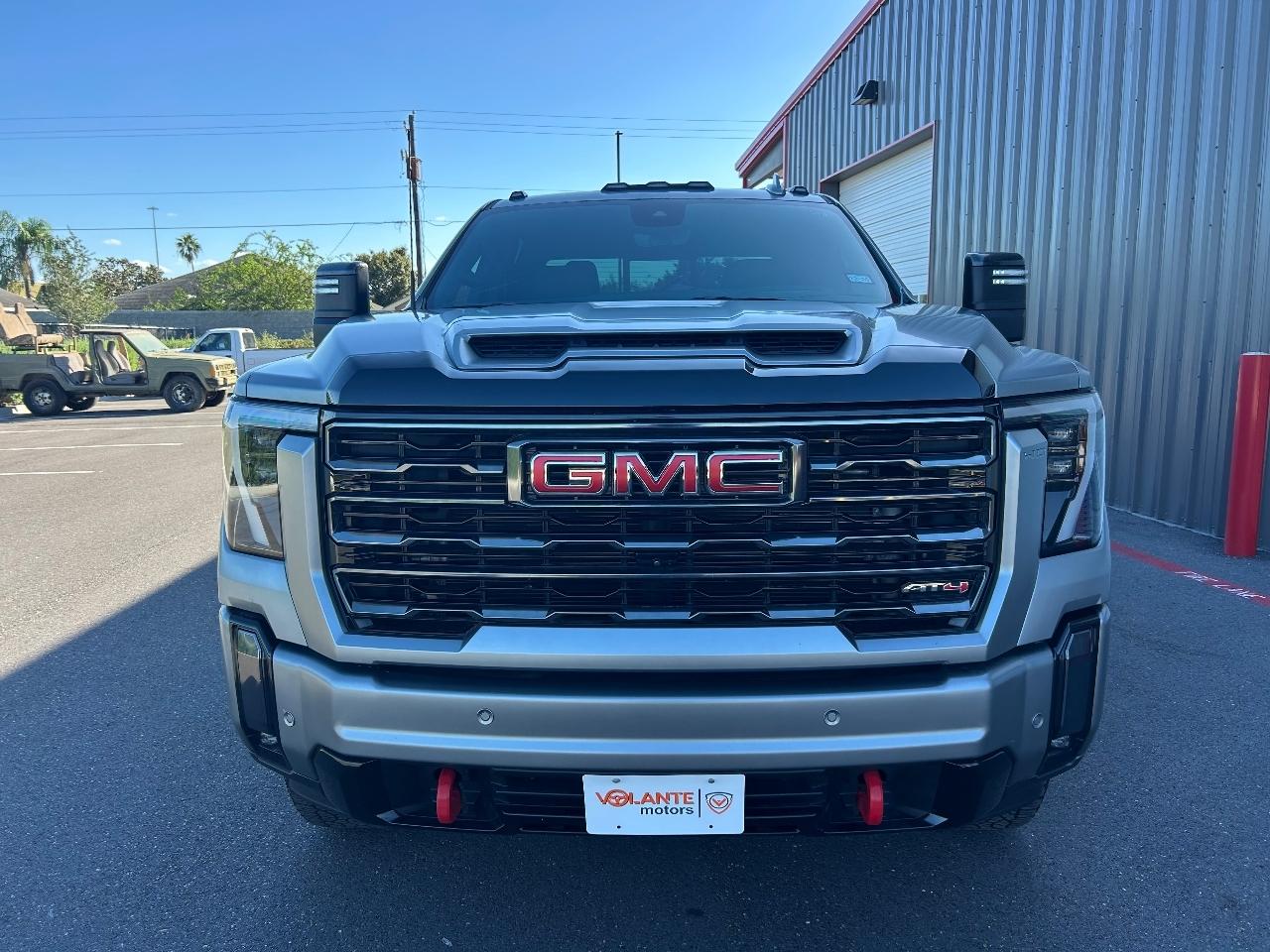 GMC Sierra 2500HD 4WD Crew Cab 159" AT4 2024