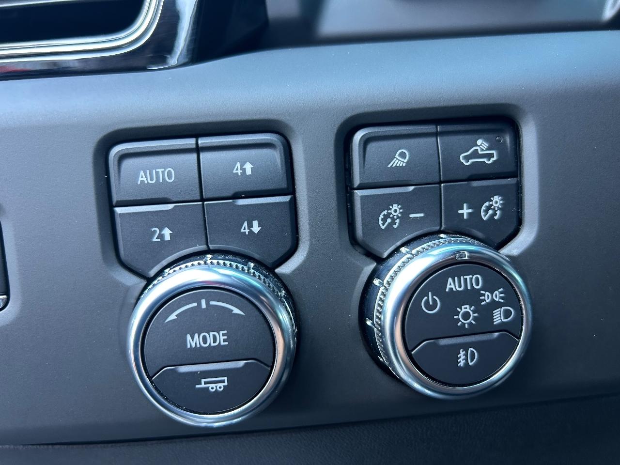 GMC Sierra 2500HD 4WD Crew Cab 159" AT4 2024