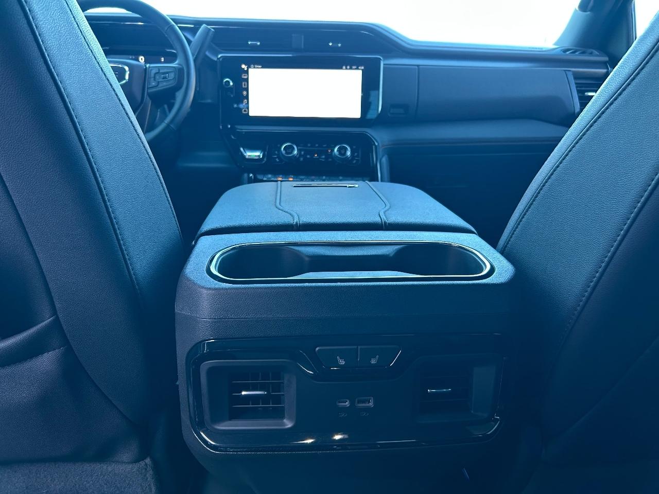 GMC Sierra 2500HD 4WD Crew Cab 159" AT4 2024