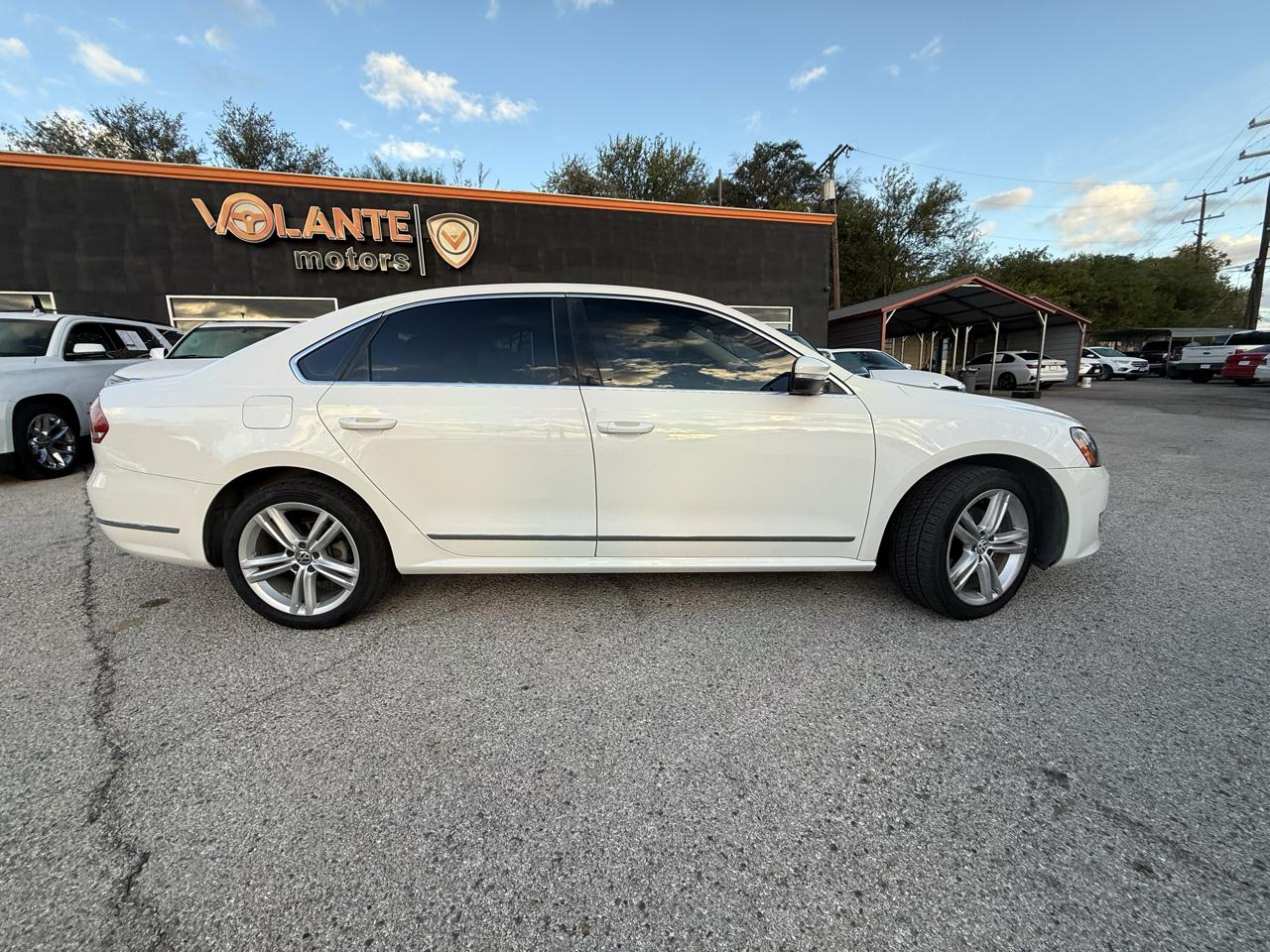 Volkswagen Passat 4dr Sdn 2.0L Manual TDI SE 2015