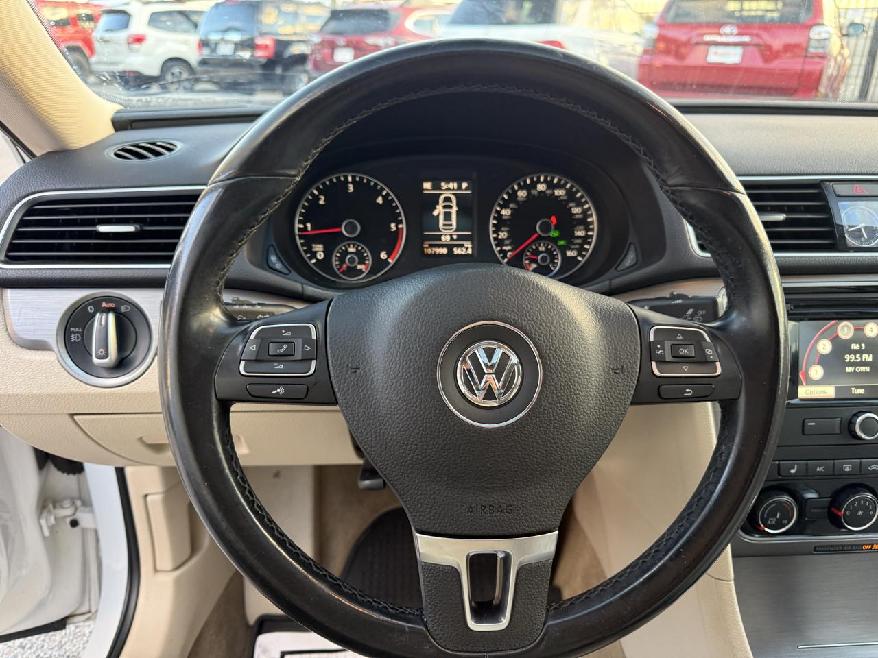 Volkswagen Passat 4dr Sdn 2.0L Manual TDI SE 2015