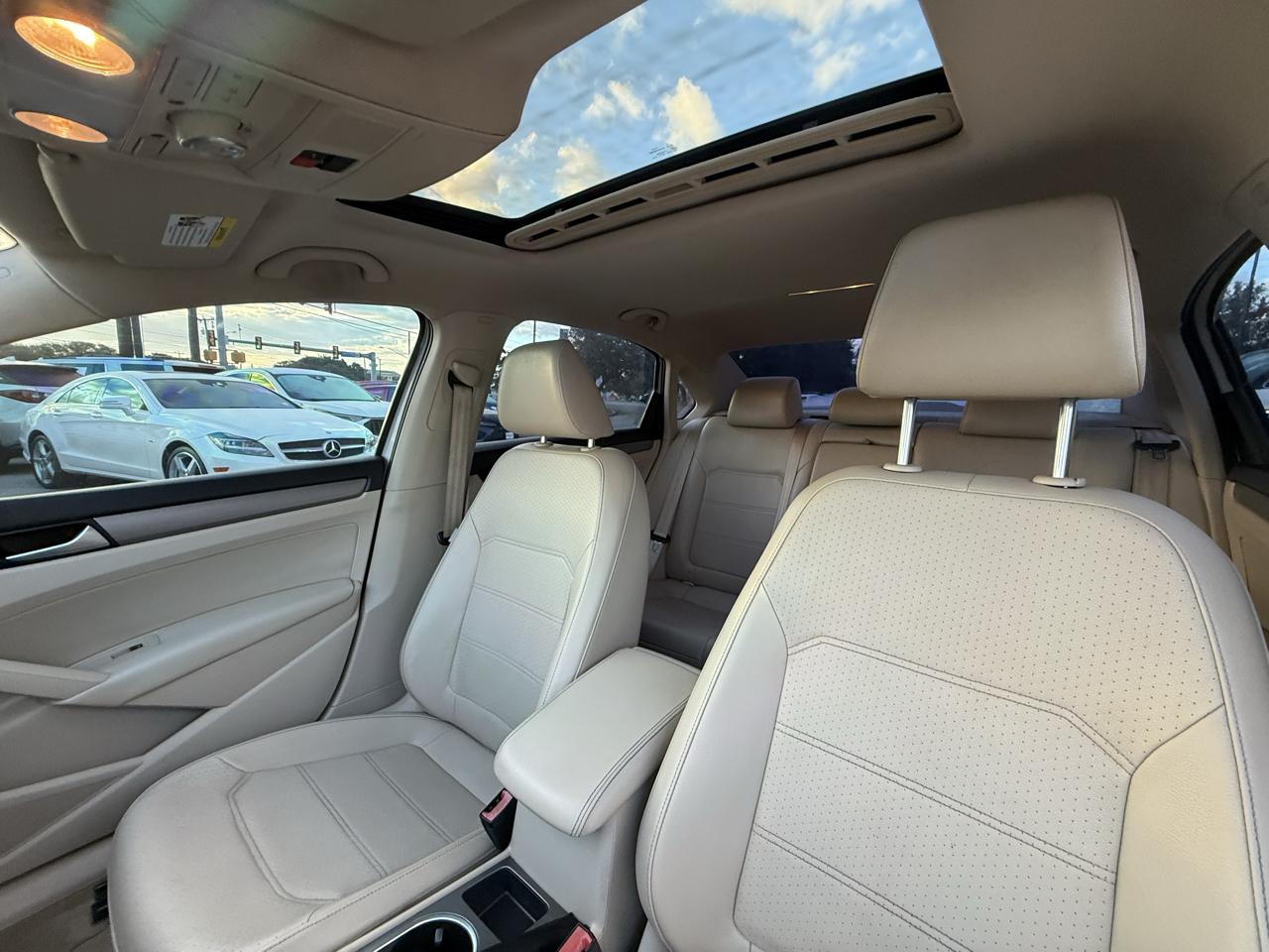 Volkswagen Passat 4dr Sdn 2.0L Manual TDI SE 2015