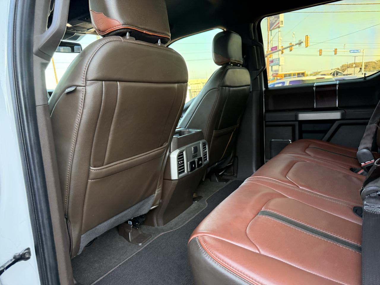 Ford F-150 SuperCrew 150" King Ranch 4WD 2019