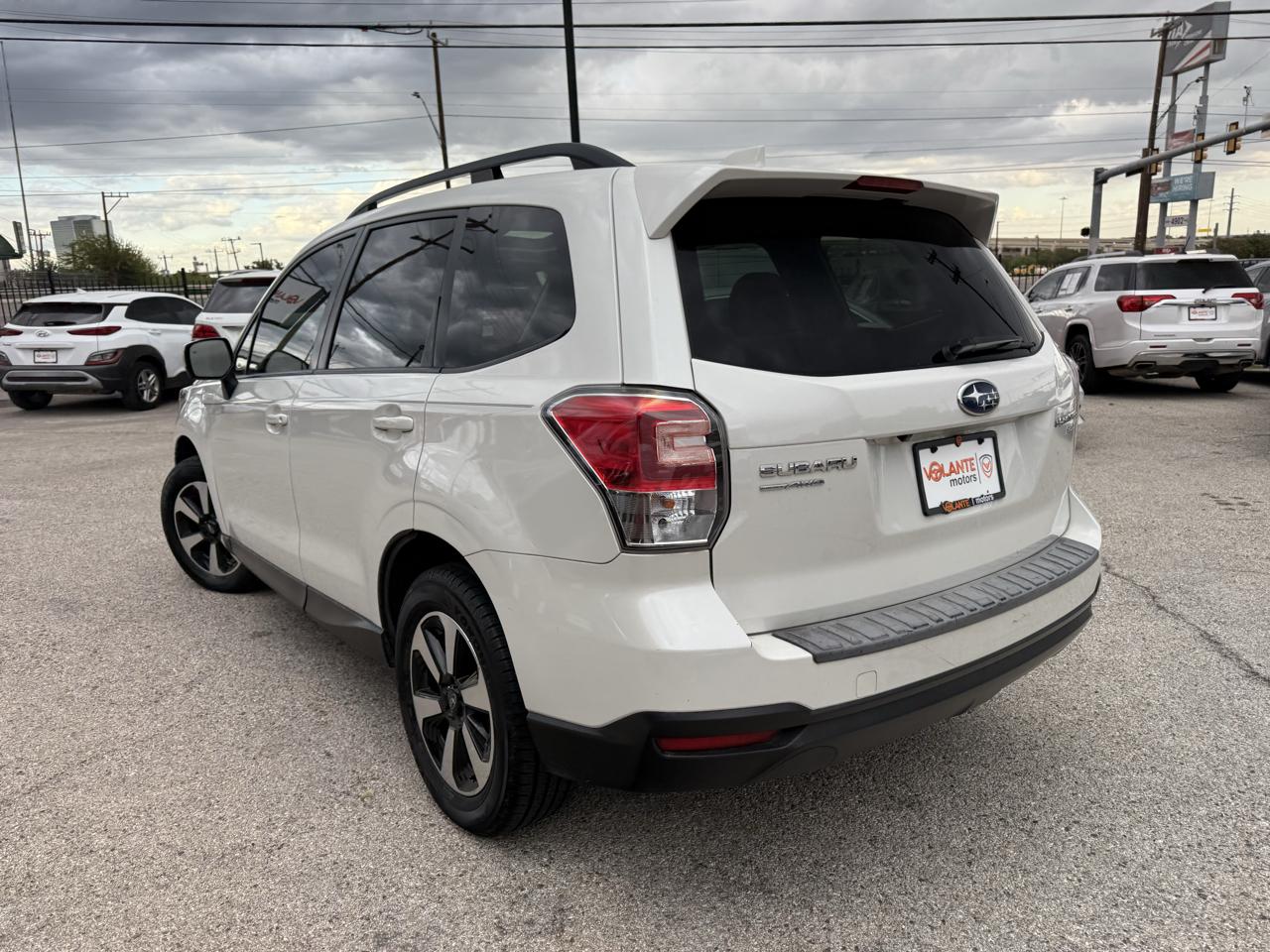 Subaru Forester 2.5i Premium CVT 2017