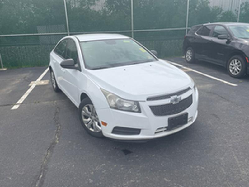 Chevrolet Cruze LS Auto 2013