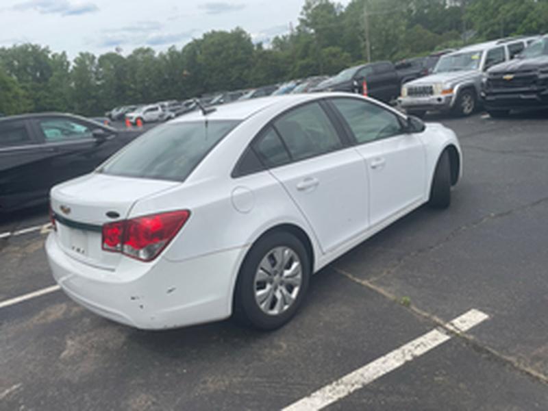 Chevrolet Cruze LS Auto 2013