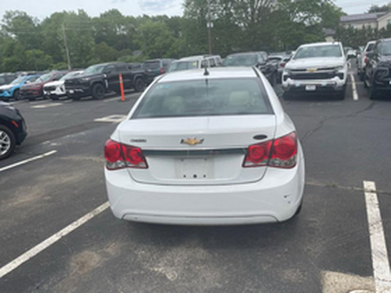 Chevrolet Cruze LS Auto 2013