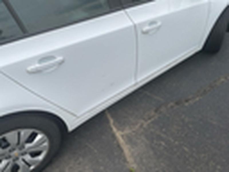 Chevrolet Cruze LS Auto 2013