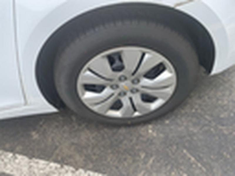 Chevrolet Cruze LS Auto 2013