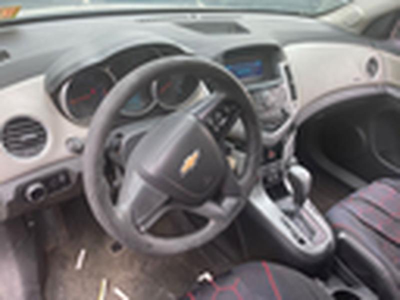 Chevrolet Cruze LS Auto 2013