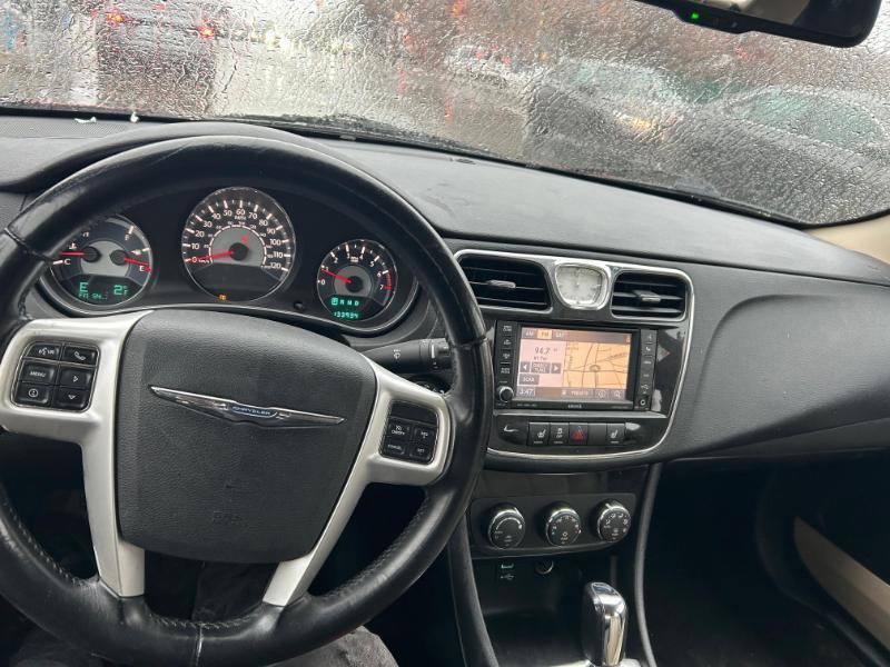 Chrysler 200 Limited 2013