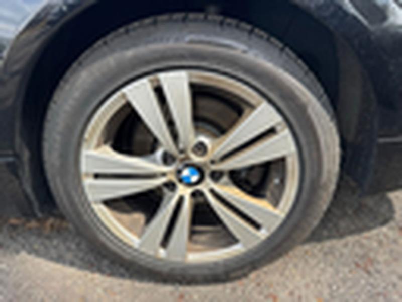 BMW 5-Series 528xi 2009