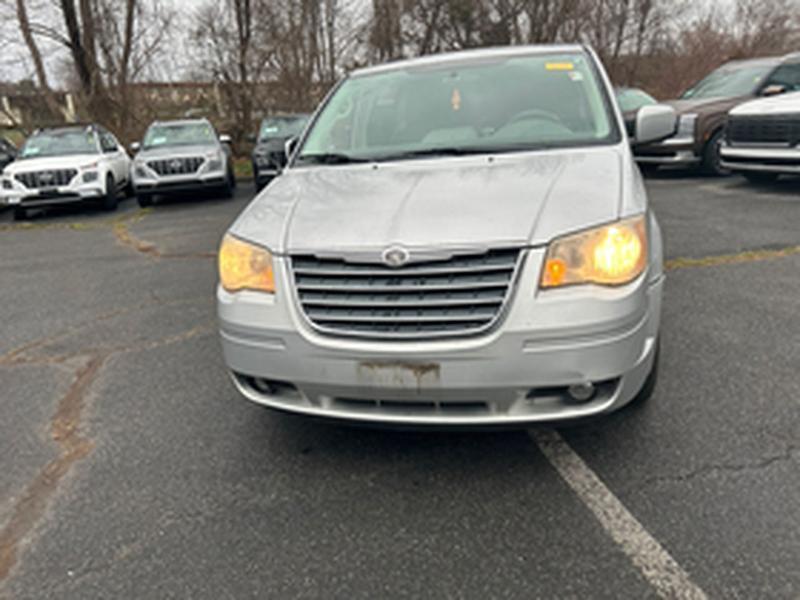 Chrysler Town & Country Touring 2010