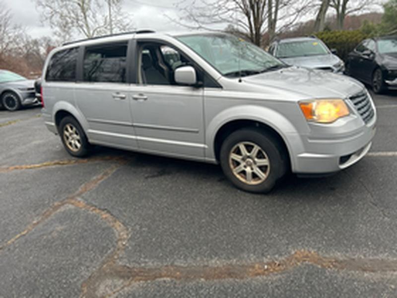 Chrysler Town & Country Touring 2010