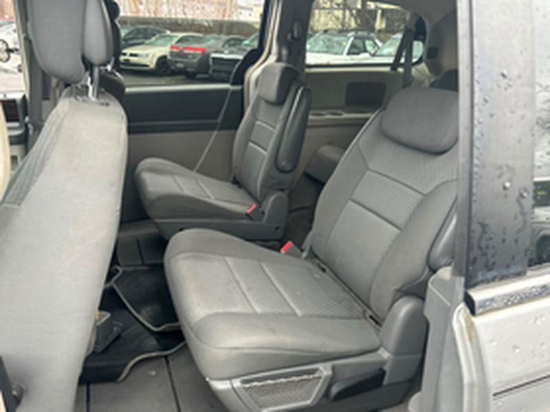 Chrysler Town & Country Touring 2010