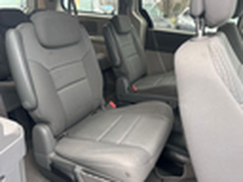 Chrysler Town & Country Touring 2010