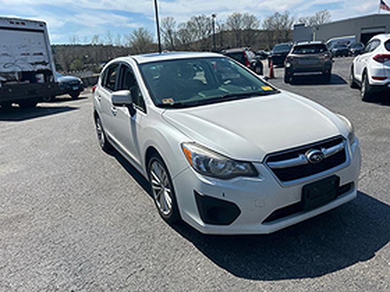 Subaru Impreza Premium Plus 5-Door+S/R 2013