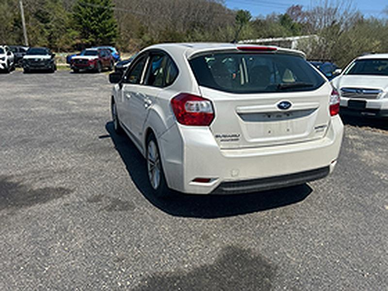 Subaru Impreza Premium Plus 5-Door+S/R 2013
