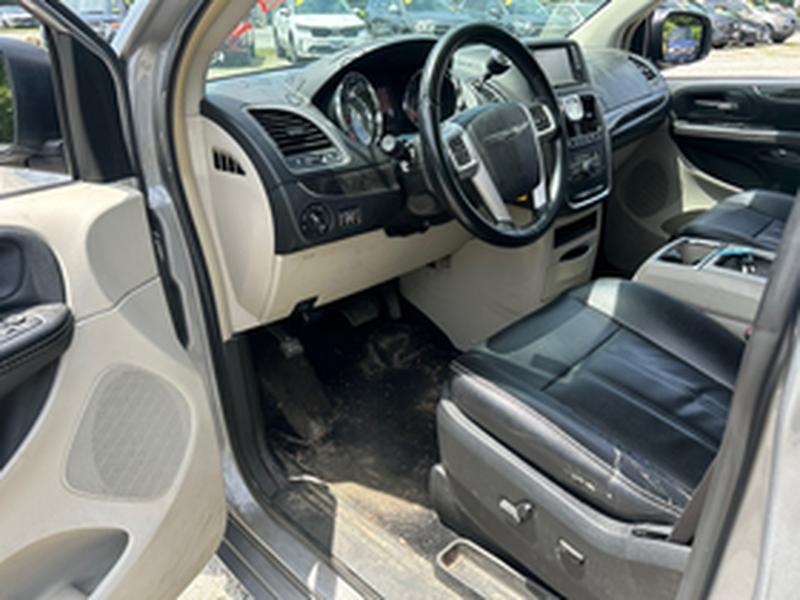 Chrysler Town & Country Touring 2015